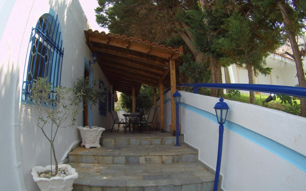 Blue & White Maisonette Over The Sea Near Sounio Sounion Luaran gambar